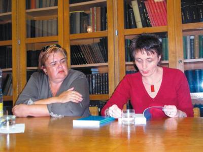 vedoucí redaktorky Mária Kusá (vlevo) a Helena Ulbrechtová – Zdroj: Abicko.avcr.cz