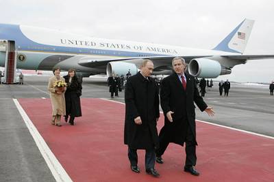 V. Putin a G. Bush (Moskva, 2006) - Zdroj: www.kremlin.ru